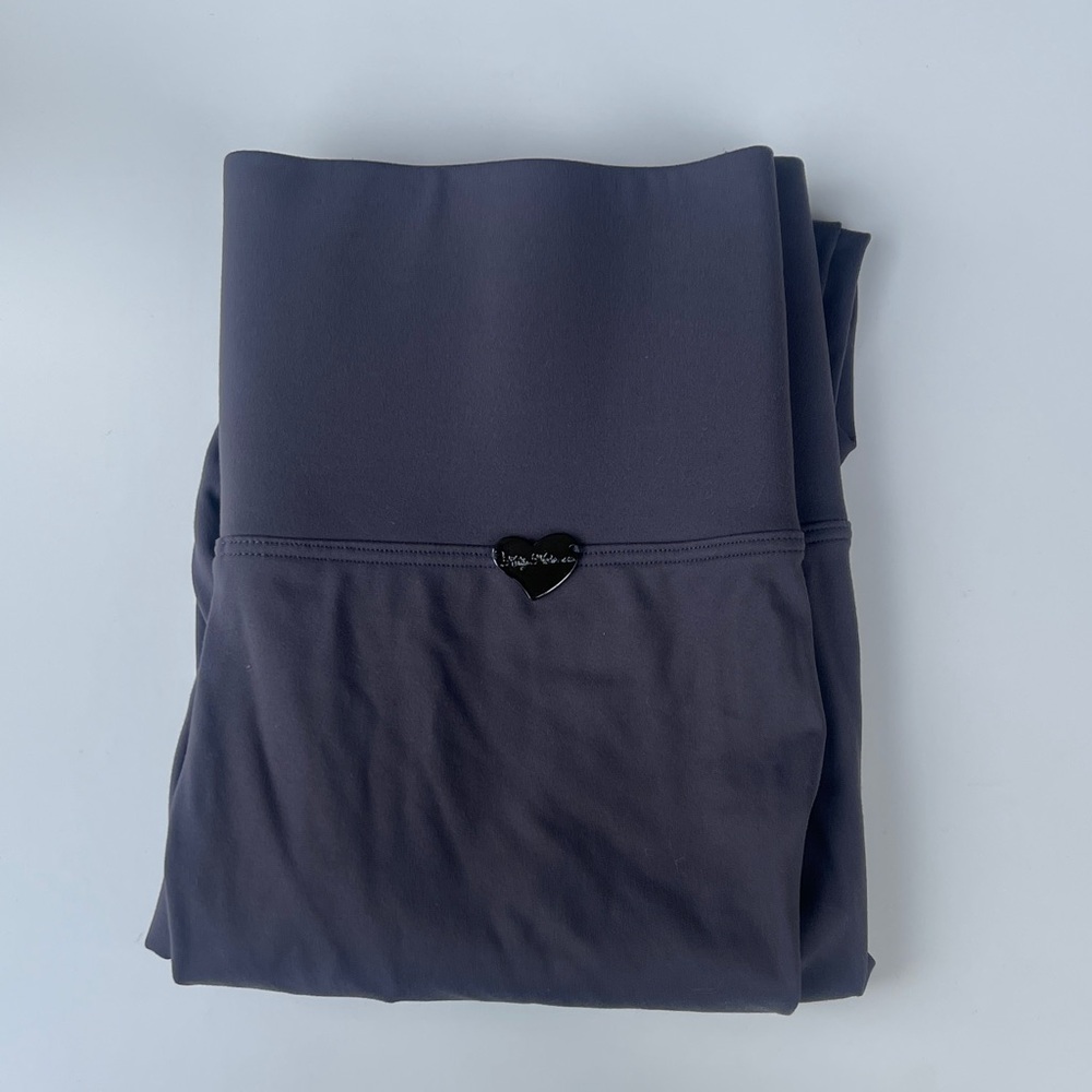 Cute Booty Lounge Dark Gray leggings
